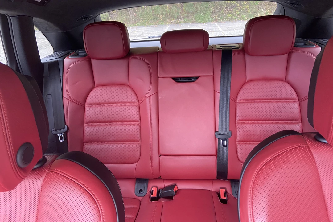2018 Porsche Macan Turbo - Image 27 of 31