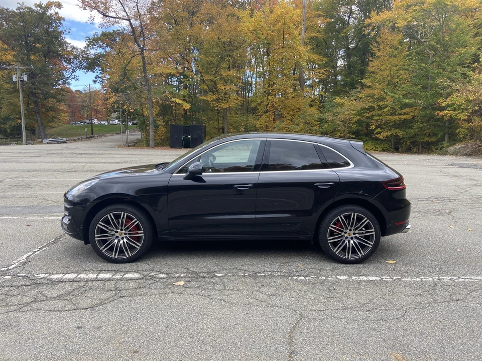 2018 Porsche Macan Turbo - Image 6 of 31