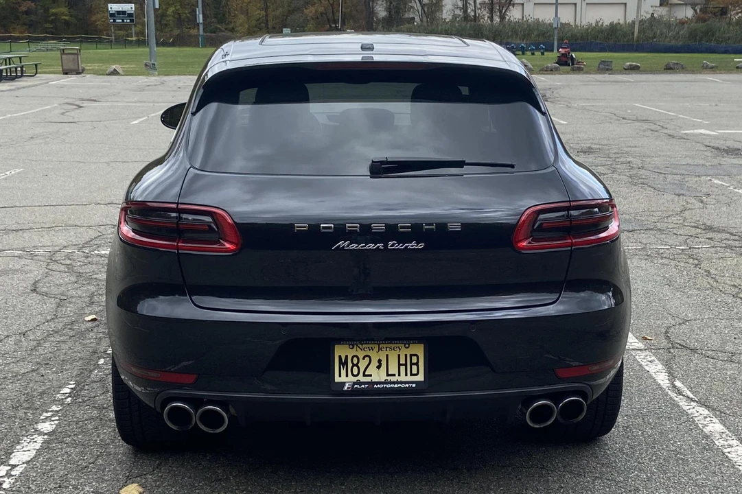 2018 Porsche Macan Turbo - Image 5 of 31