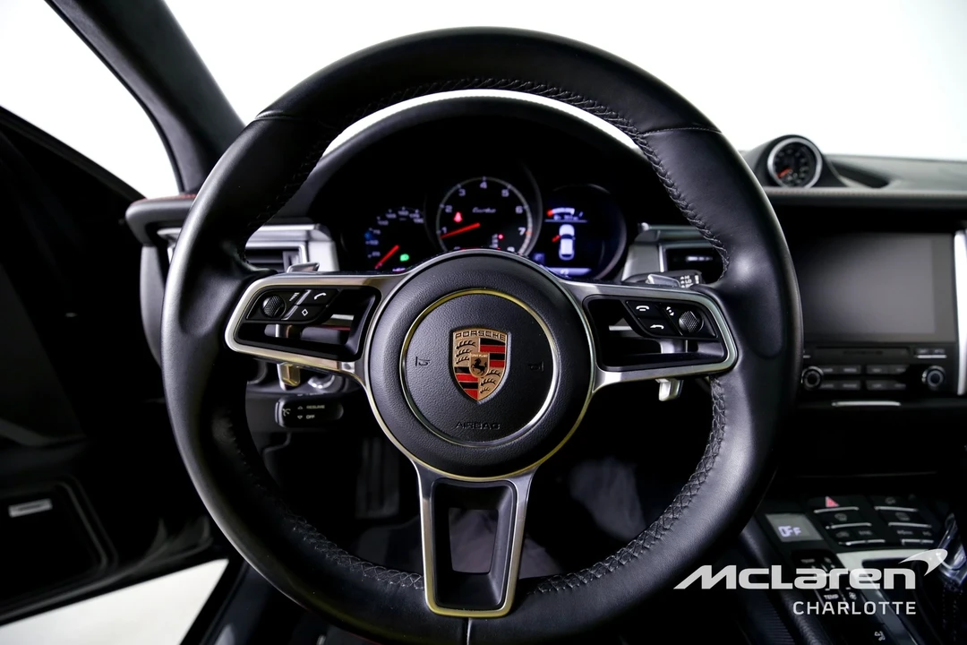2018 Porsche Macan Turbo - Image 14 of 21