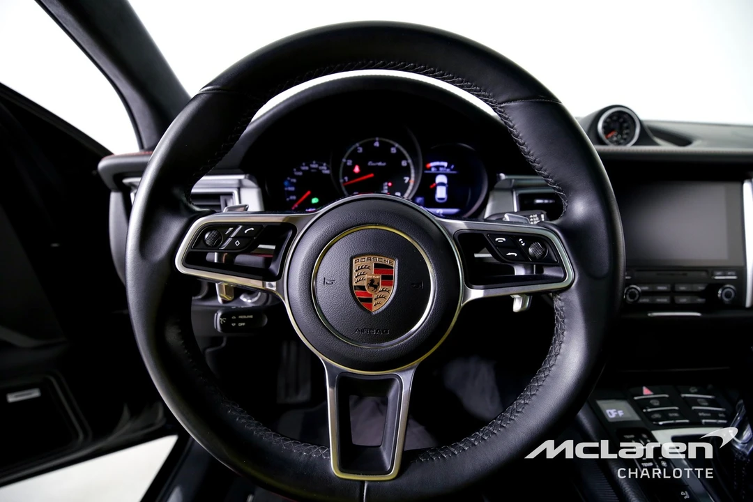 2018 Porsche Macan Turbo - Image 13 of 31