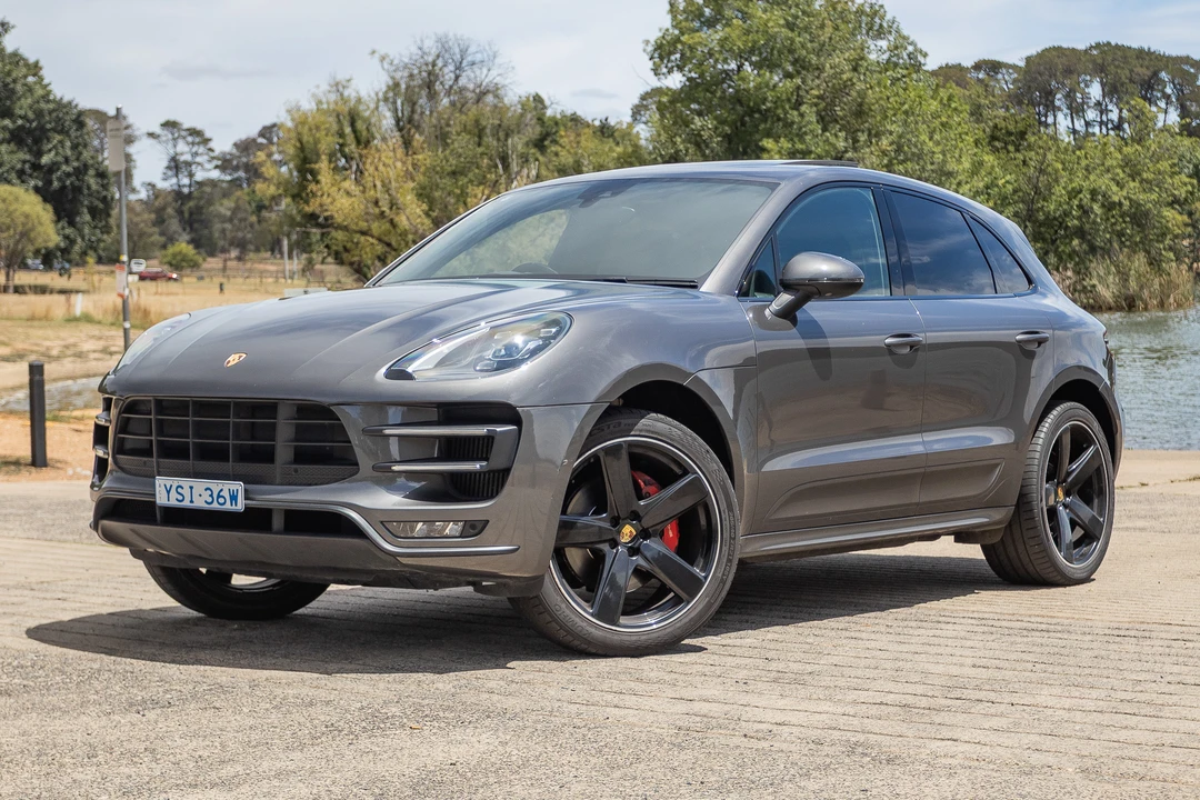 2018 Porsche Macan Turbo - Image 9 of 31