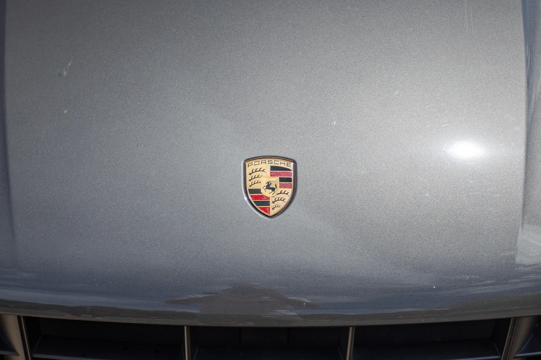 2018 Porsche Macan Turbo - Image 26 of 31