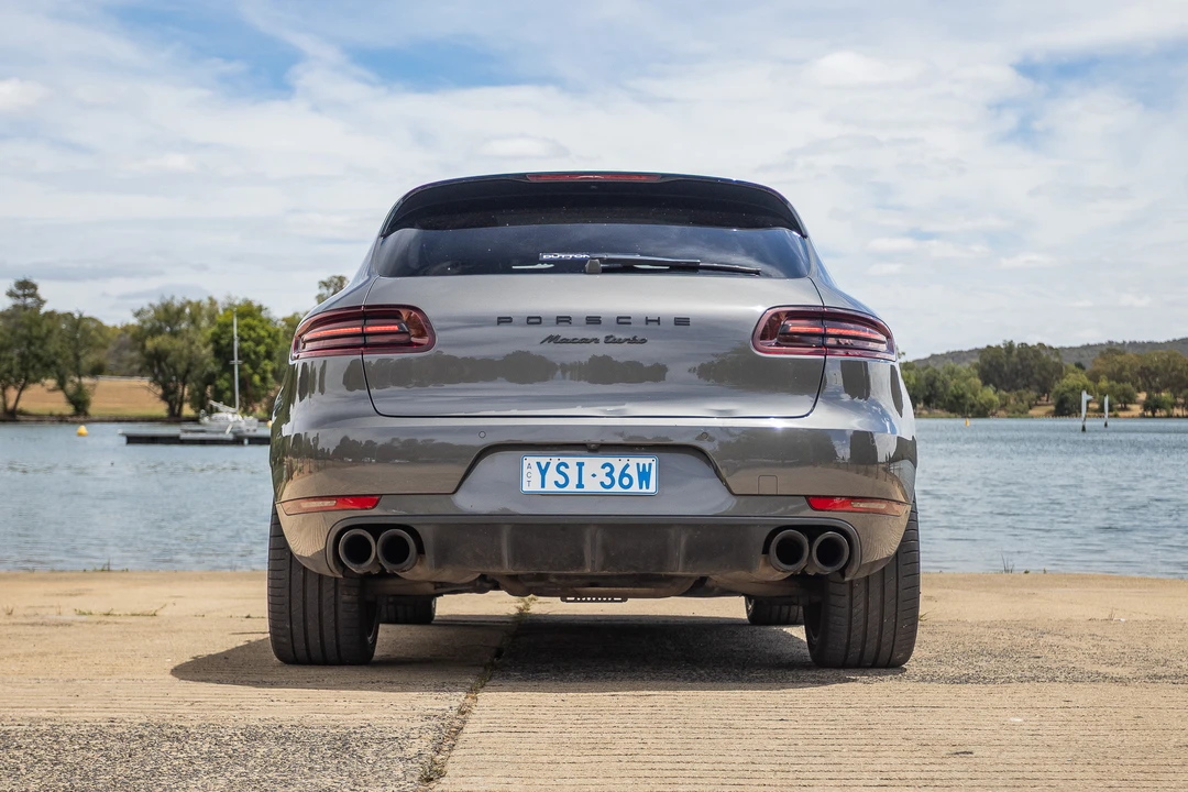2018 Porsche Macan Turbo - Image 6 of 31