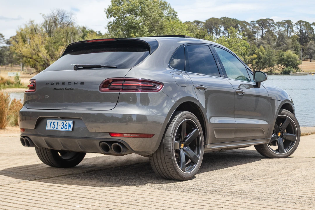 2018 Porsche Macan Turbo - Image 5 of 31