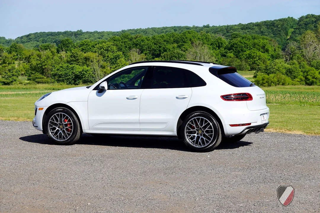 2018 Porsche Macan Turbo - Image 3 of 31