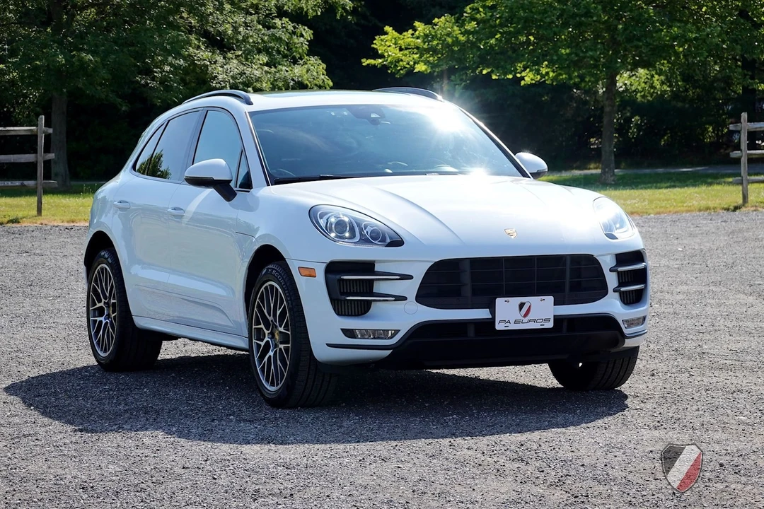 2018 Porsche Macan Turbo - Image 13 of 31