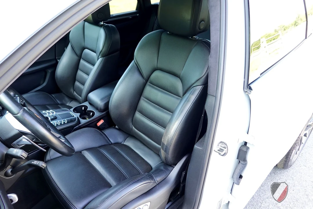2018 Porsche Macan Turbo - Image 31 of 31