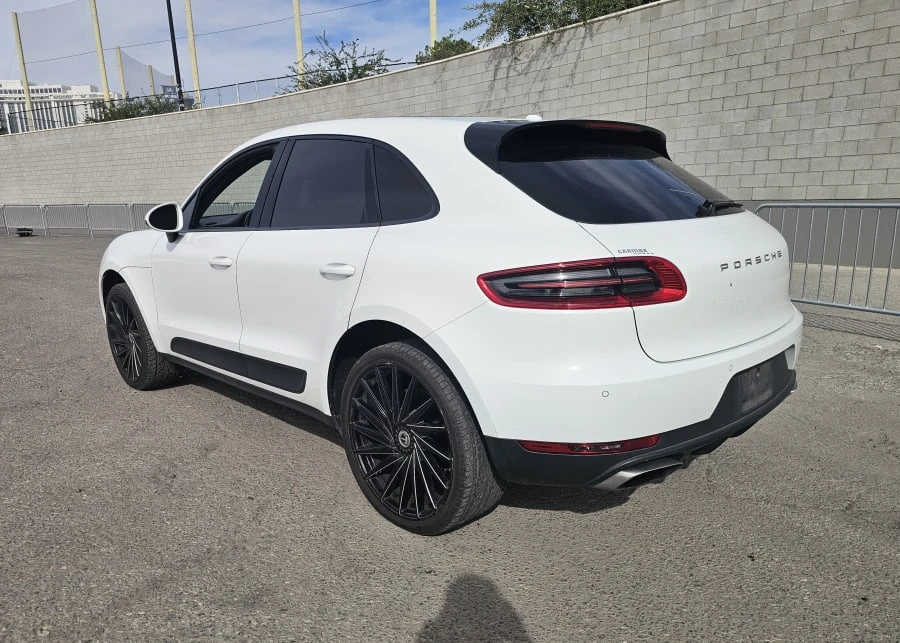 2018 Porsche Macan - Image 3 of 8