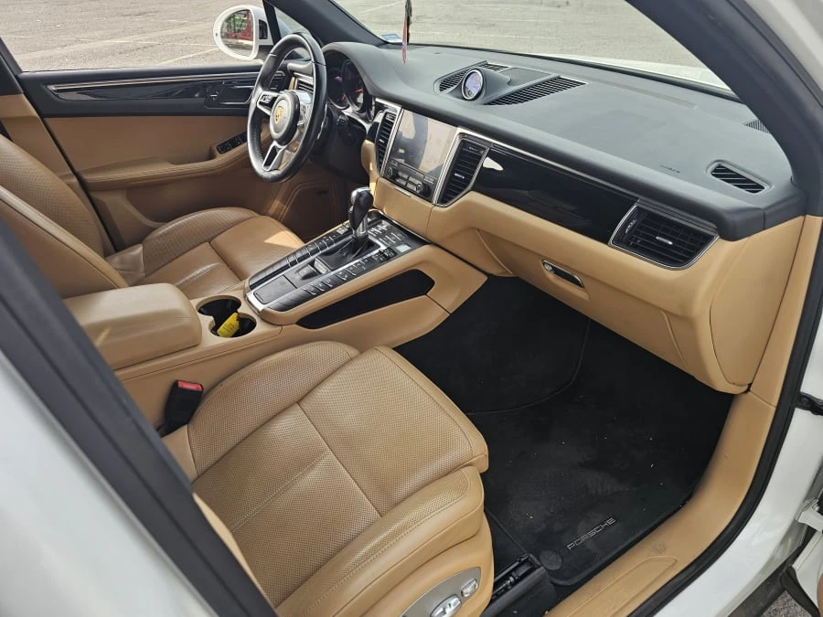 2018 Porsche Macan - Image 6 of 8