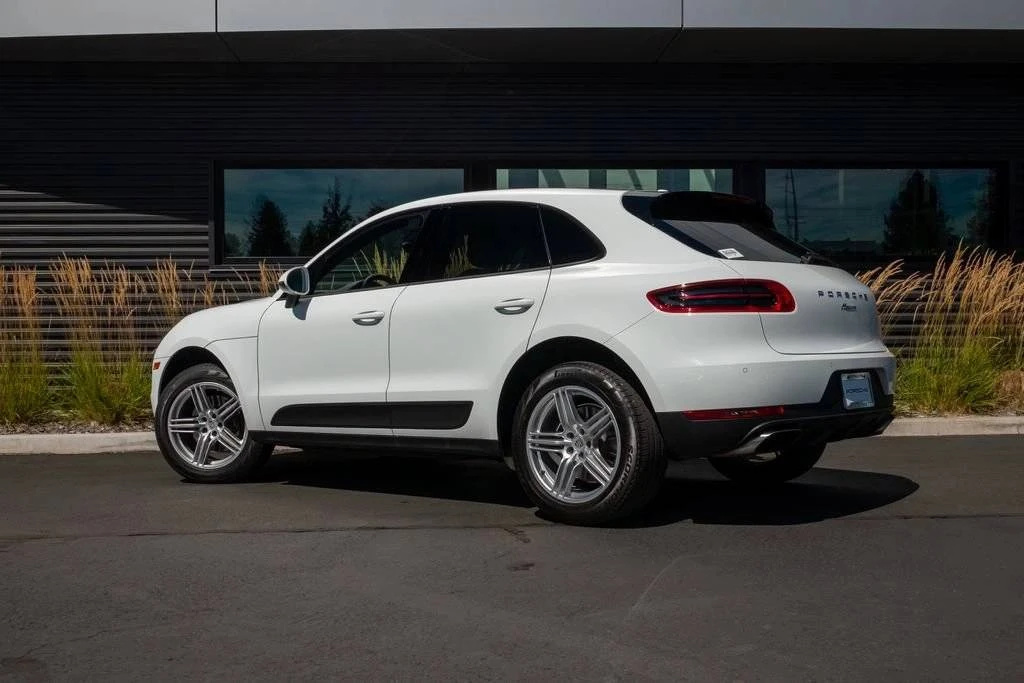 2018 Porsche Macan - Image 3 of 5