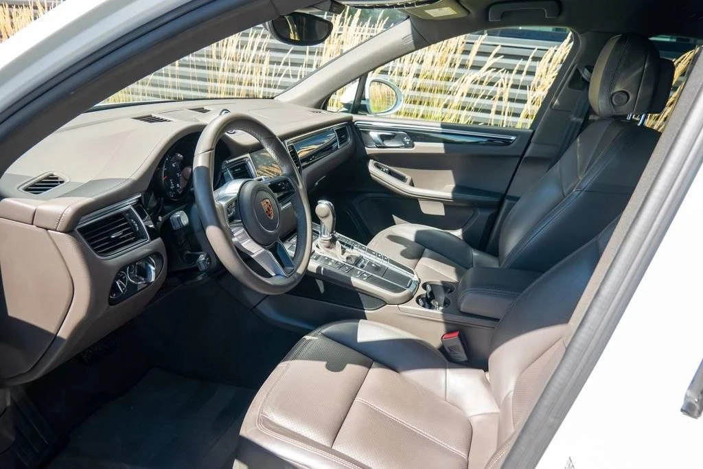 2018 Porsche Macan - Image 4 of 5