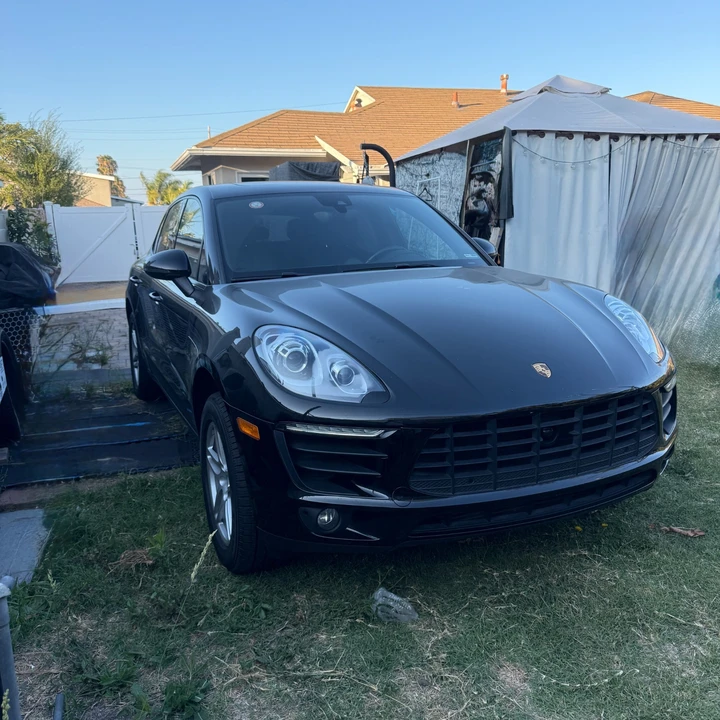 2018 Porsche Macan - Image 2 of 24