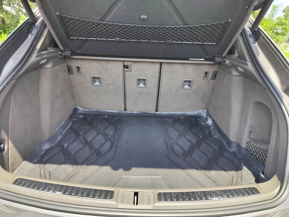 2018 Porsche Macan - Image 15 of 15