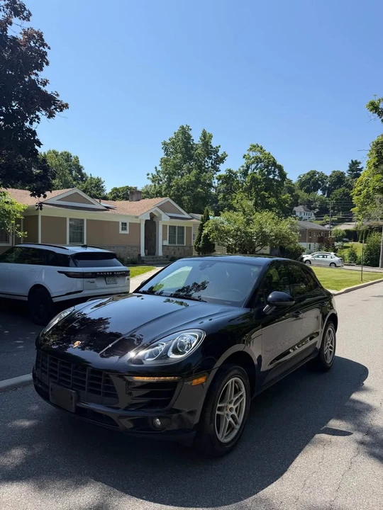 2018 Porsche Macan - Image 16 of 16