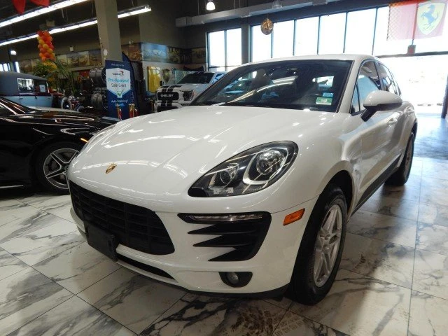 2018 Porsche Macan - Image 2 of 7