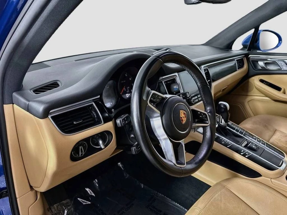 2018 Porsche Macan - Image 4 of 5