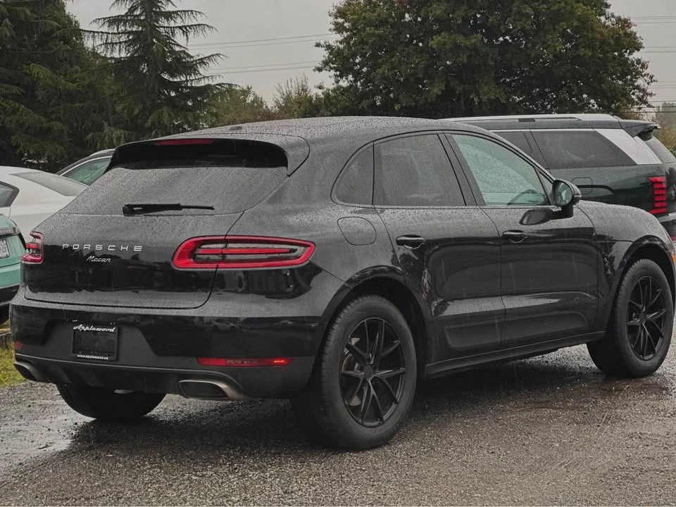 2018 Porsche Macan - Image 2 of 18