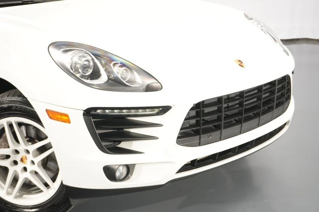 2018 Porsche Macan - Image 7 of 31