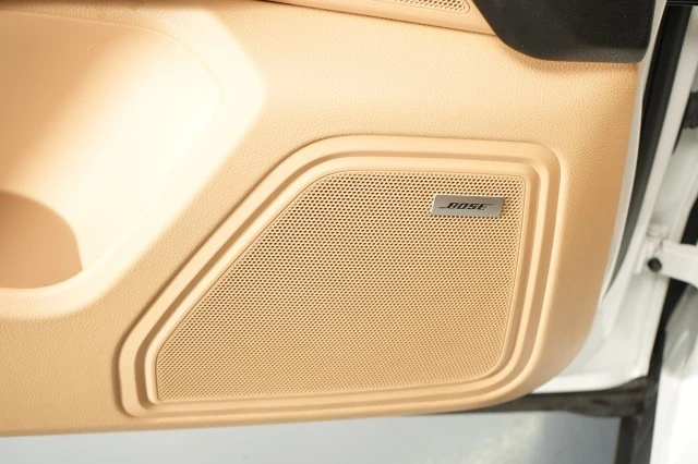 2018 Porsche Macan - Image 28 of 31