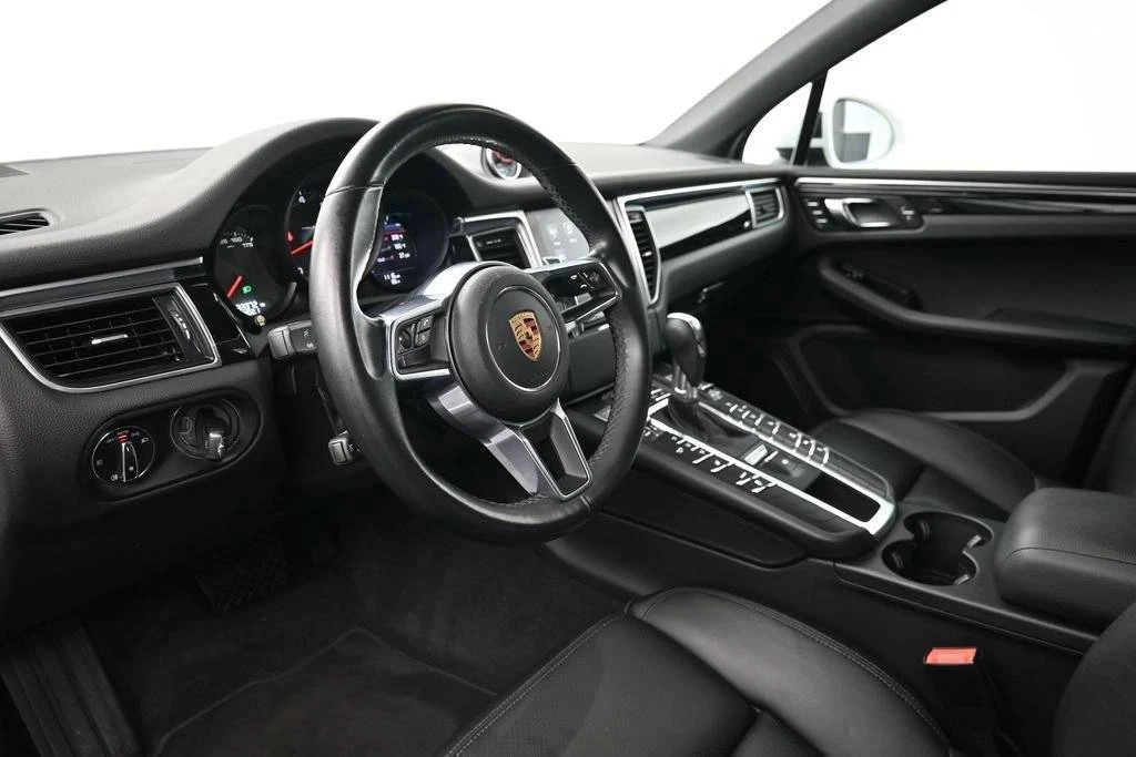 2018 Porsche Macan - Image 4 of 5