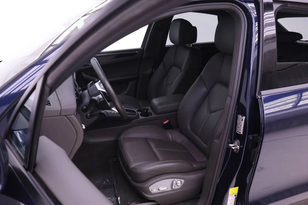 2018 Porsche Macan - Image 5 of 5