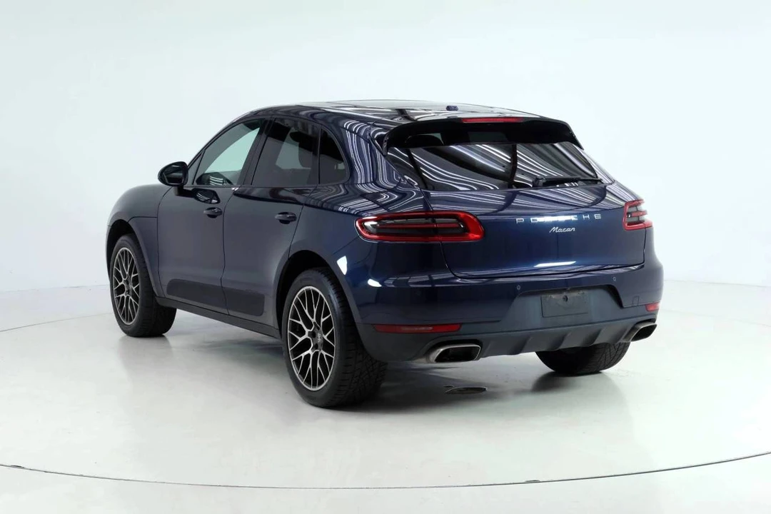 2018 Porsche Macan - Image 3 of 5