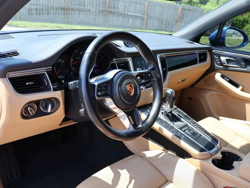 2018 Porsche Macan - Image 4 of 5