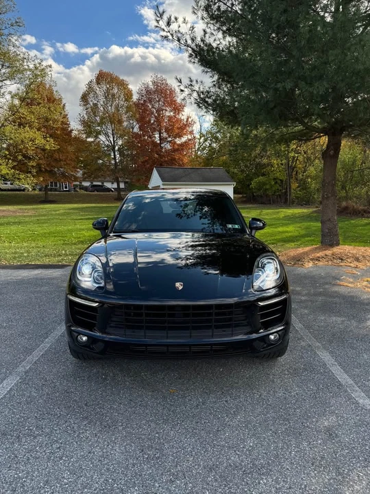 2018 Porsche Macan - Image 2 of 20