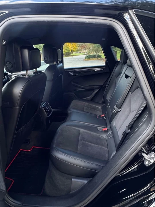 2018 Porsche Macan - Image 7 of 20