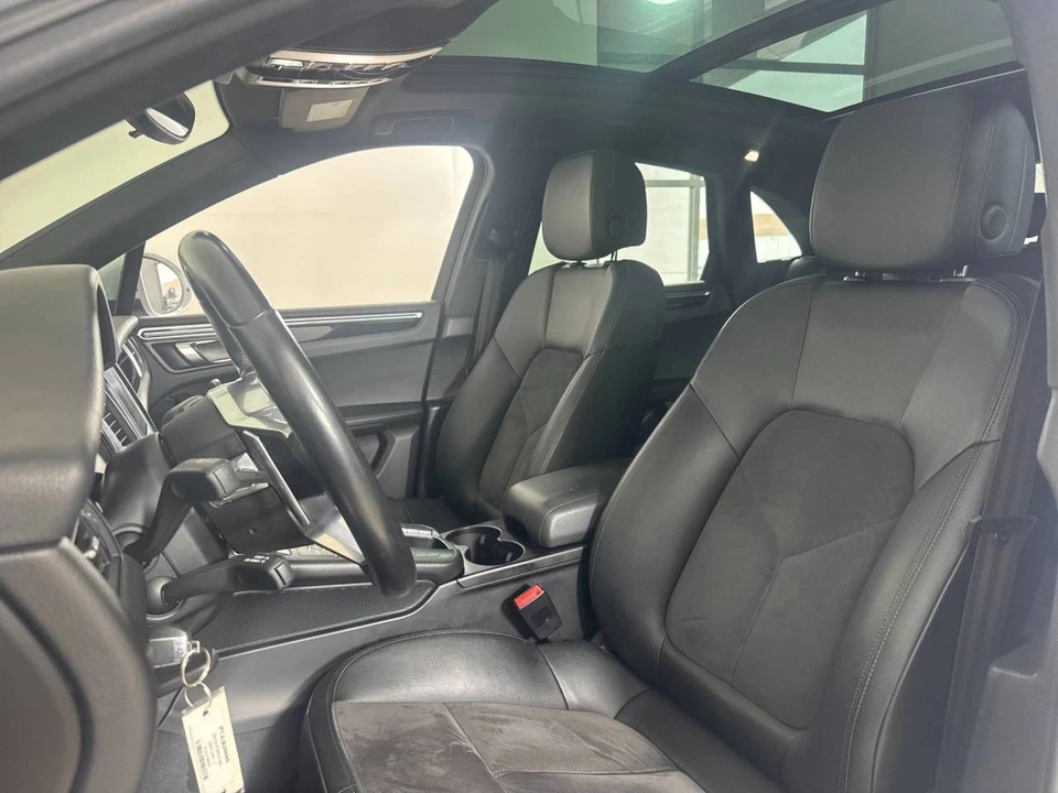 2018 Porsche Macan - Image 5 of 5