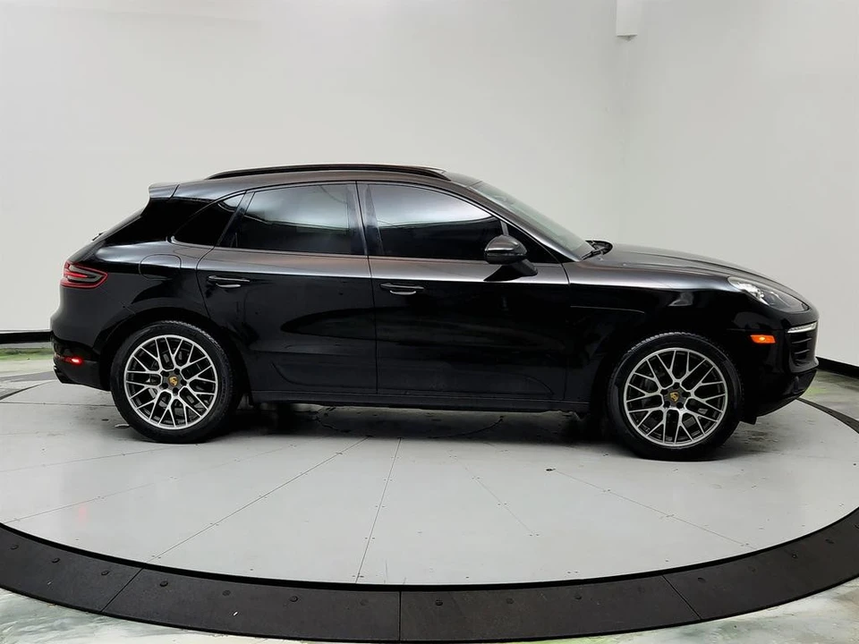2018 Porsche Macan - Image 4 of 12