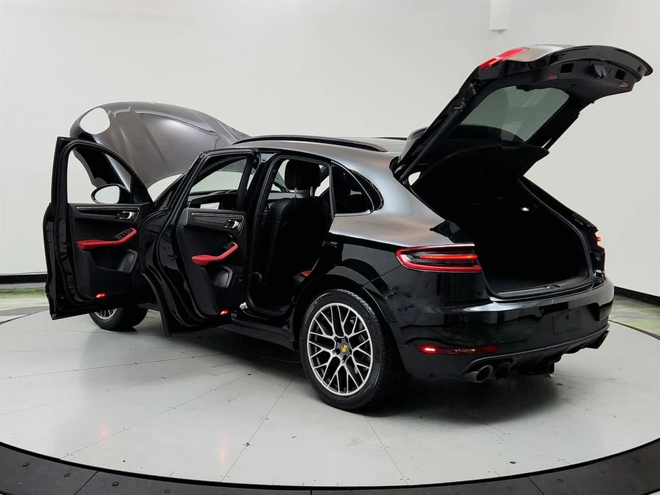 2018 Porsche Macan - Image 12 of 12