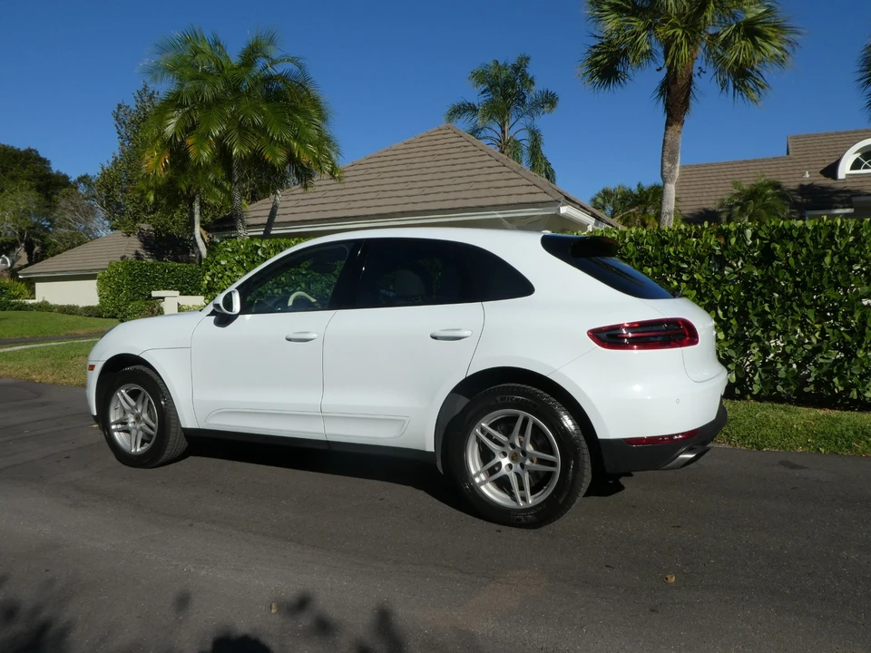 2018 Porsche Macan - Image 5 of 21