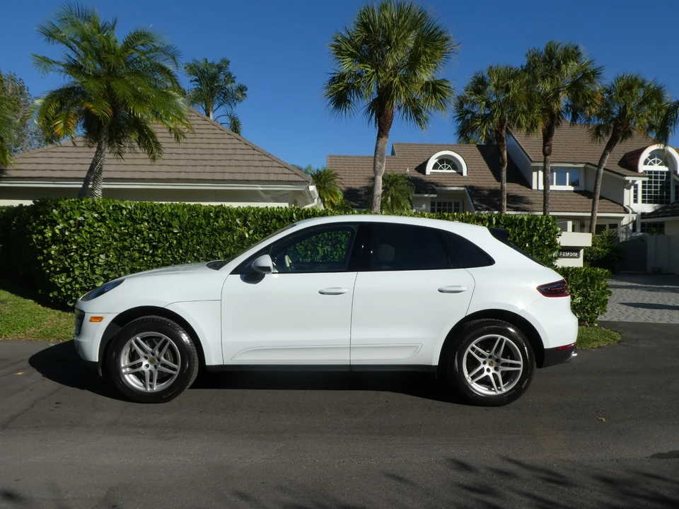 2018 Porsche Macan - Image 4 of 21