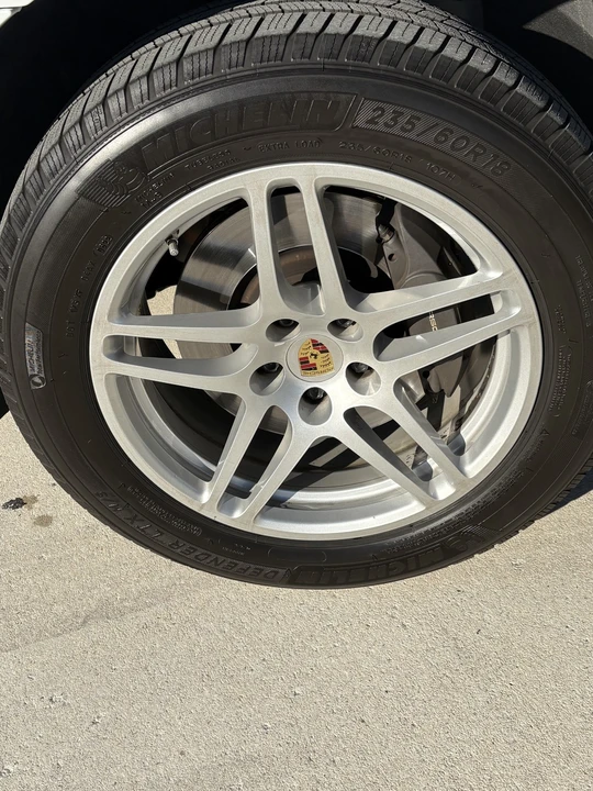 2018 Porsche Macan - Image 9 of 19