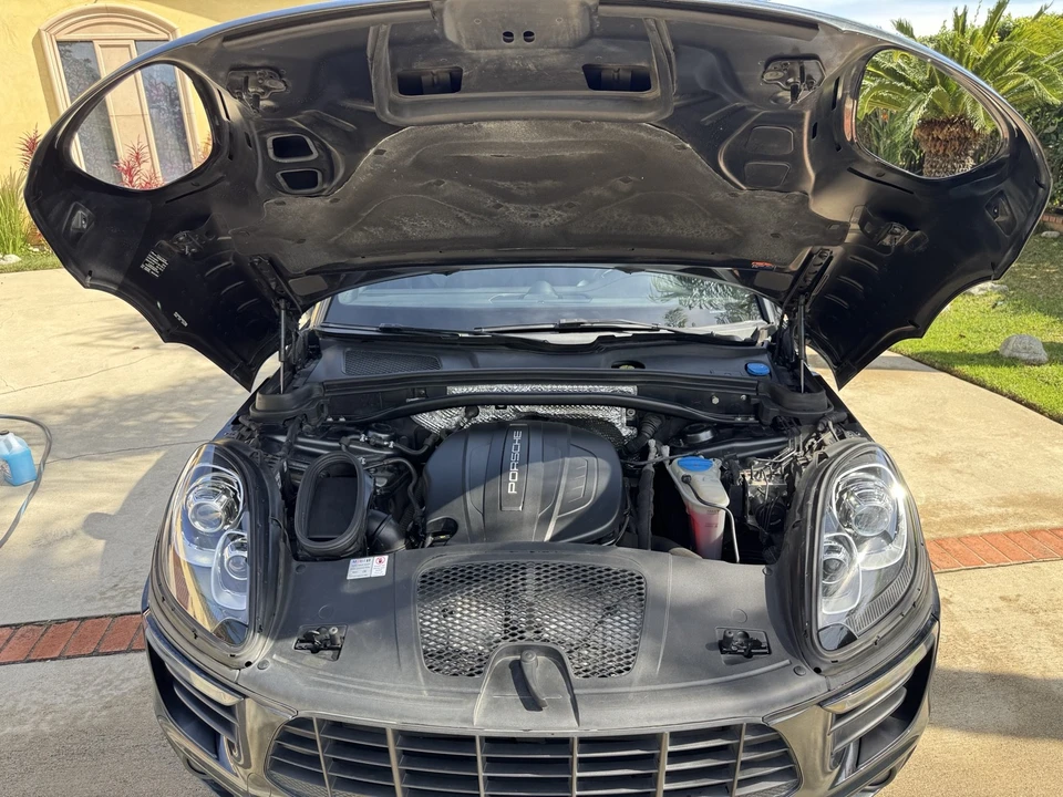 2018 Porsche Macan - Image 21 of 21