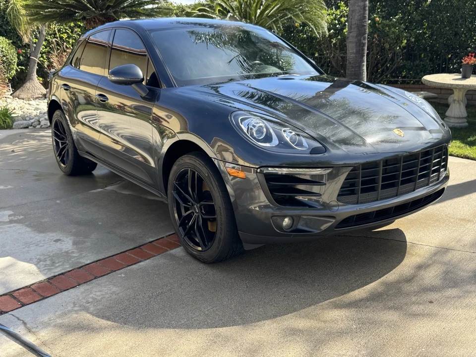 2018 Porsche Macan - Image 9 of 21