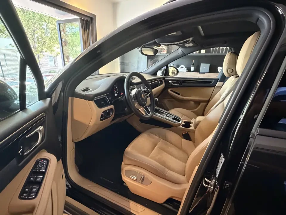 2018 Porsche Macan - Image 31 of 31