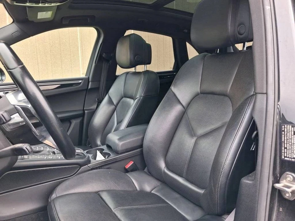 2018 Porsche Macan - Image 5 of 5