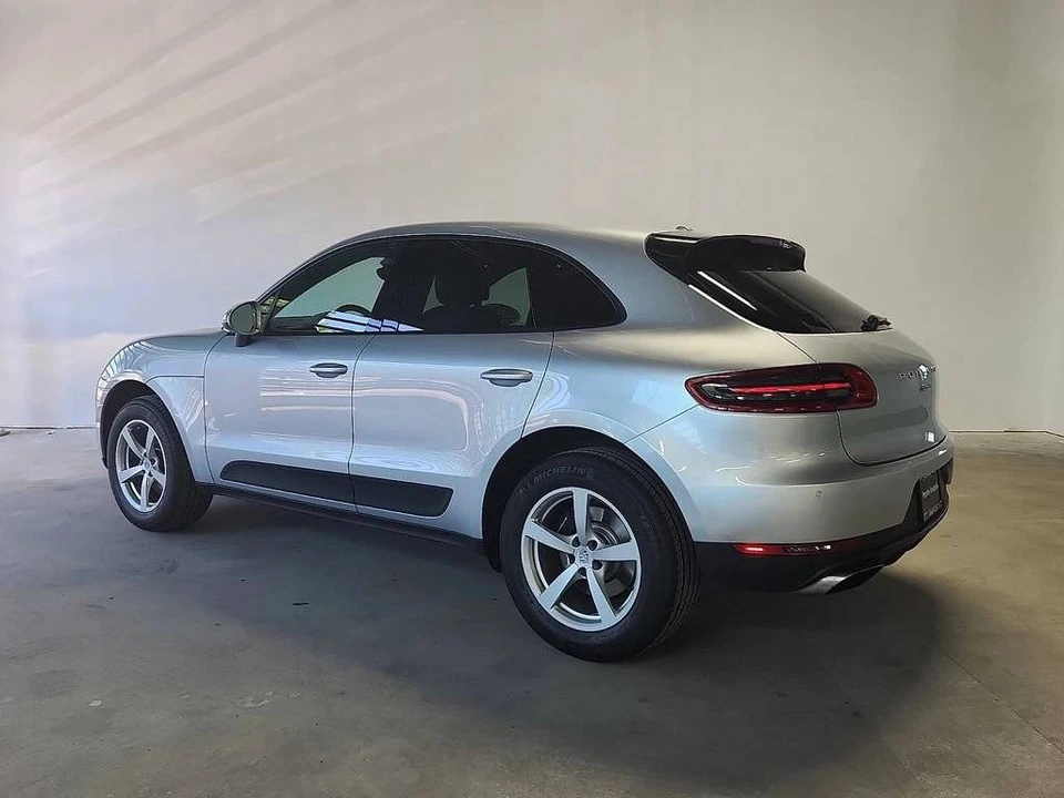 2018 Porsche Macan - Image 3 of 5
