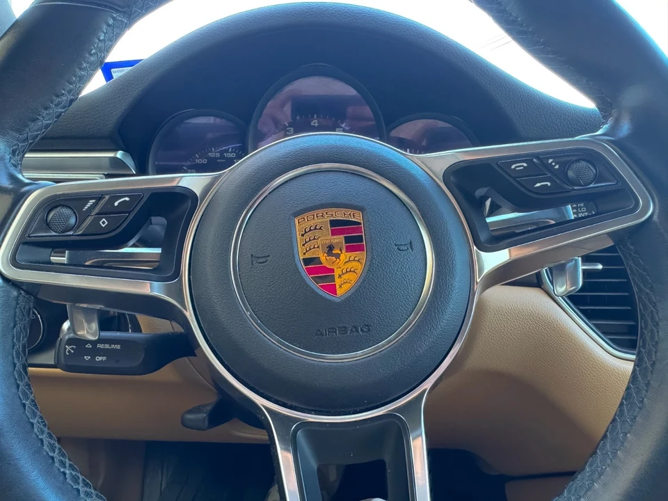 2018 Porsche Macan - Image 21 of 21