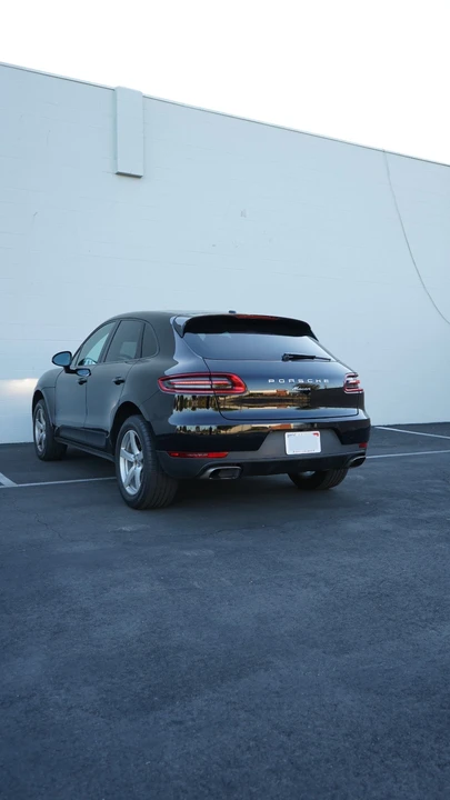 2018 Porsche Macan - Image 2 of 12