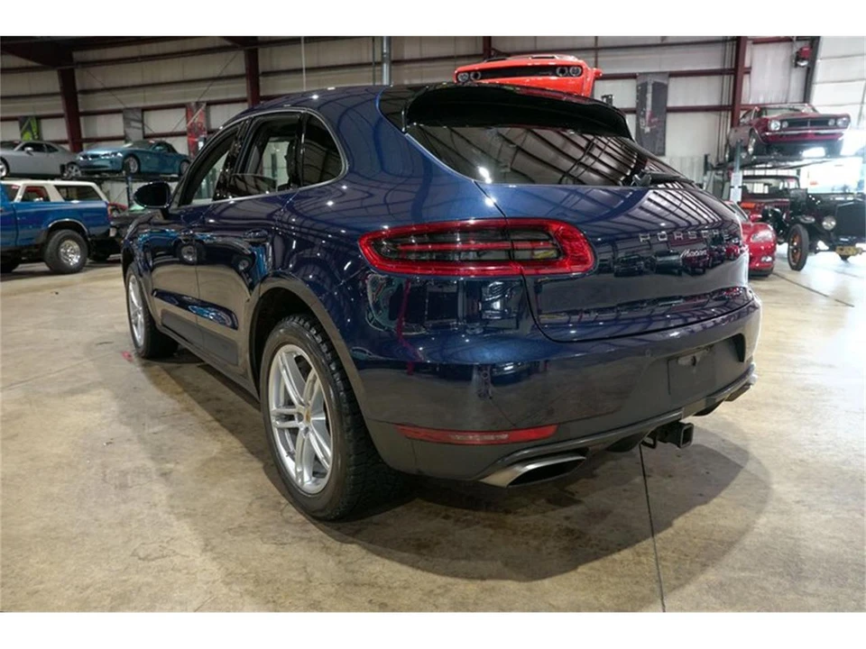 2018 Porsche Macan - Image 6 of 31