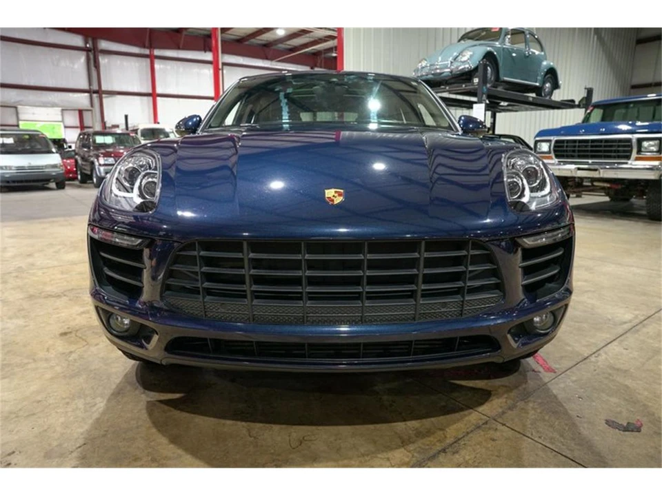 2018 Porsche Macan - Image 13 of 31