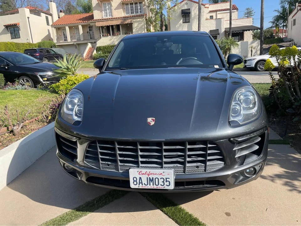 2018 Porsche Macan - Image 2 of 20
