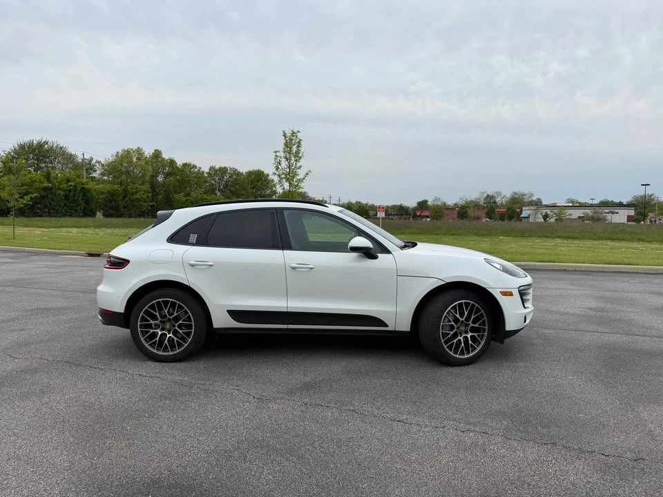 2018 Porsche Macan - Image 2 of 19