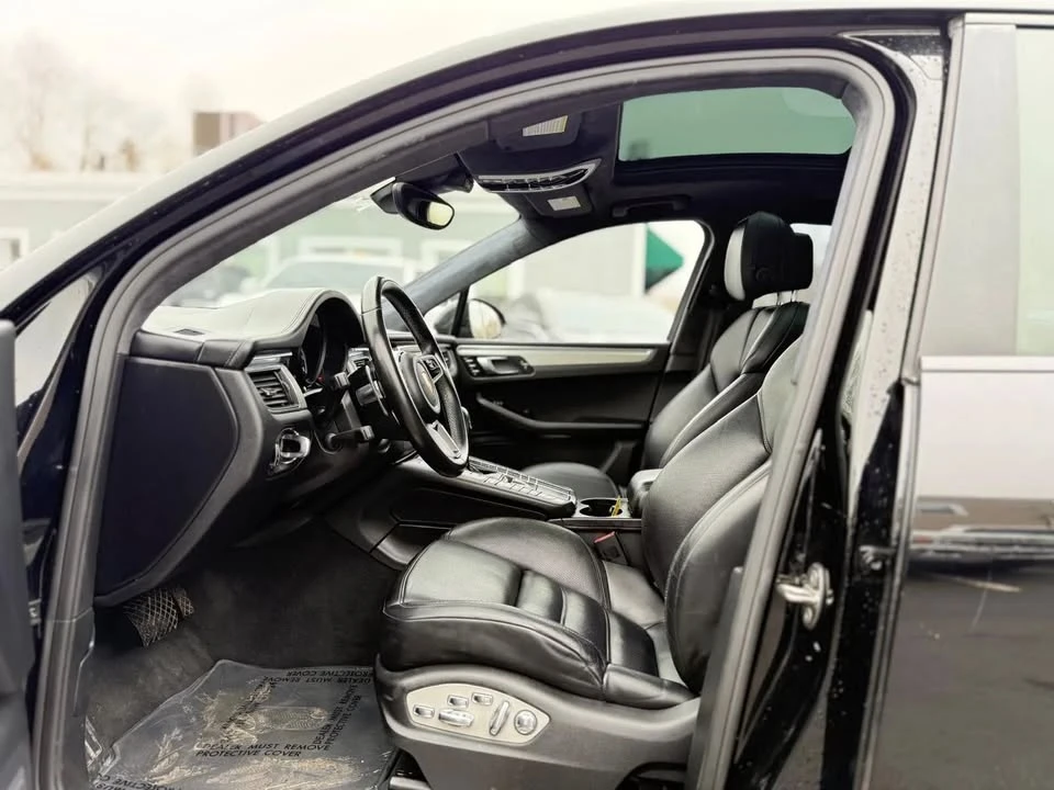2018 Porsche Macan - Image 7 of 20
