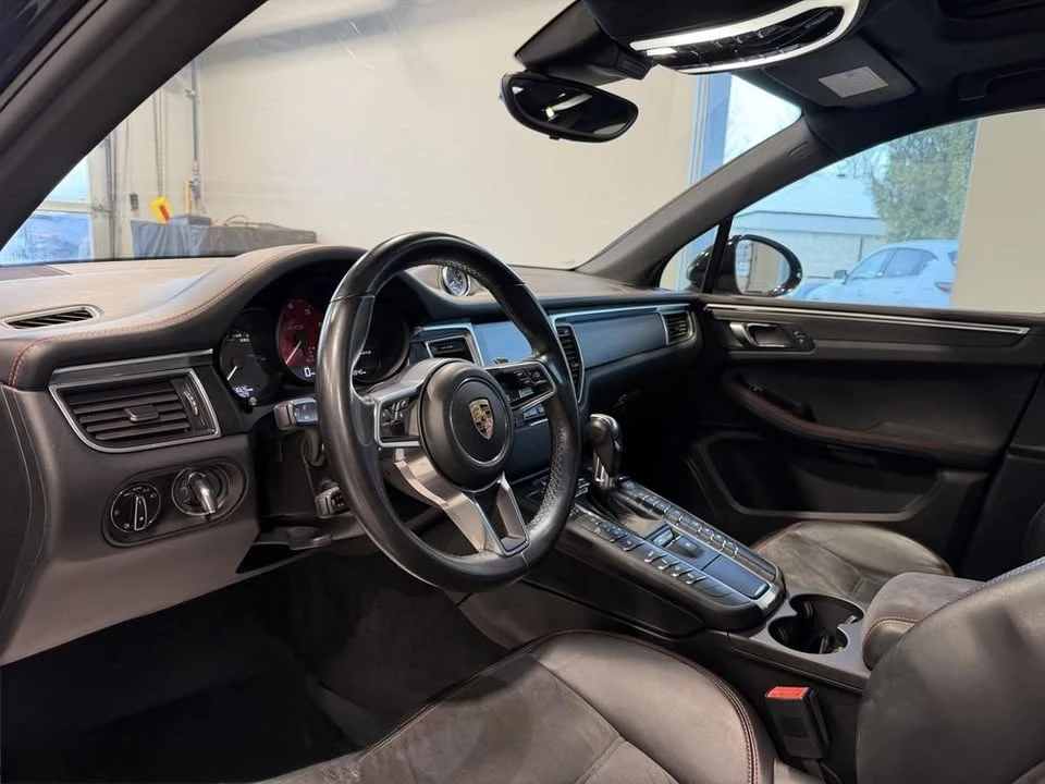 2018 Porsche Macan - Image 10 of 10