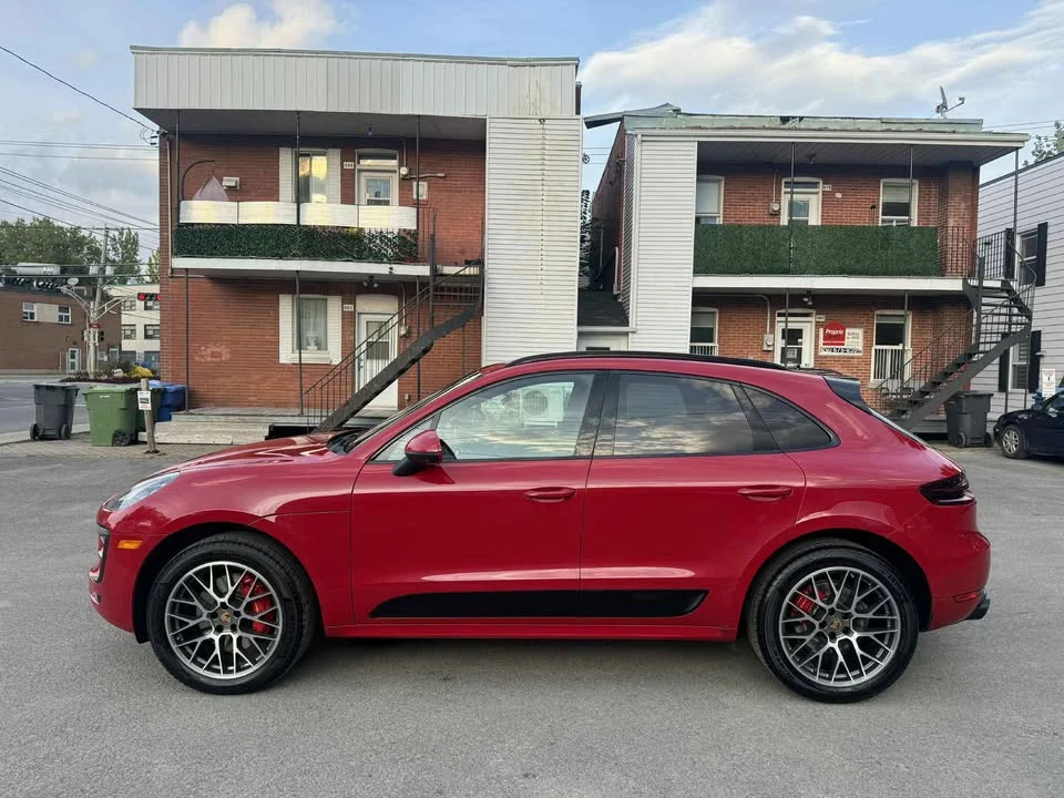 2018 Porsche Macan - Image 2 of 17